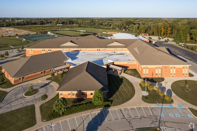 Franklin Central Junior High School is a serves students in the New Bethel area.