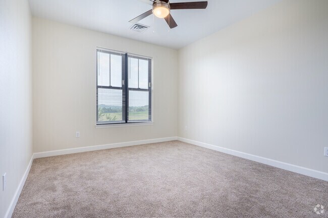 Pewits Landing 2 LLC, Baraboo, WI 53913 - photo 7