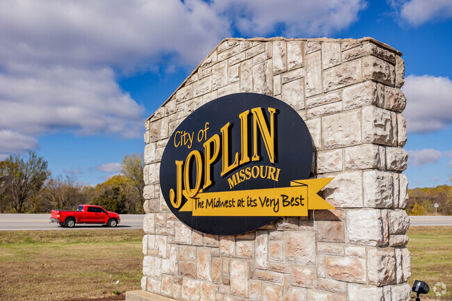 On the edge of Joplin, Forest Ridge brings suburban living next to city convenience.