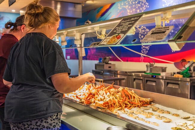 SanTo's Buffet in Boca Raton, near Highland Beach, FL, serves fresh seafood every night.