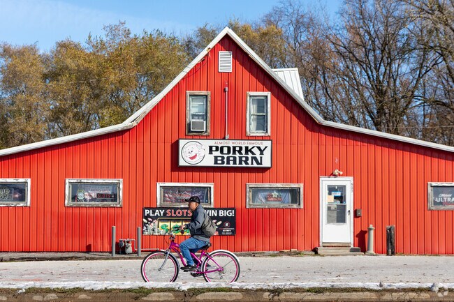 Watseka residents frequent Porky Barn Tavern for drinks and billiards.
