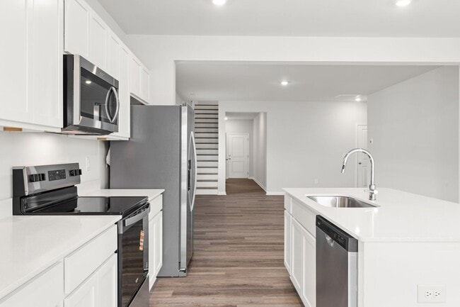 1301 Santa Lucia Rd, New Bern, NC 28560 - photo 7