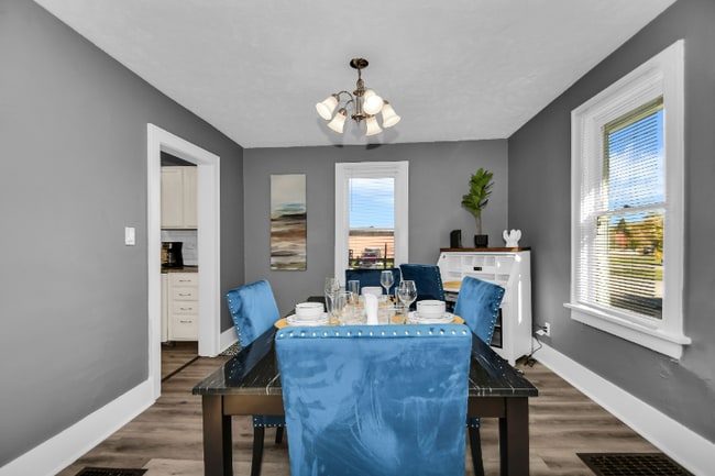 207 New York St, La Porte, IN 46350 - photo 2