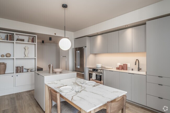 2BR, 2BA - 1,188SF - Kitchen