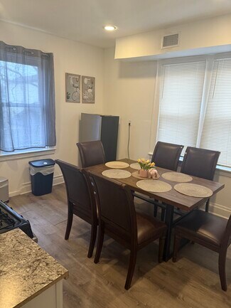 240 Leslie St Unit 2nd Floor Unit, Newark, NJ 07112