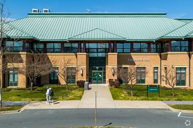 Enlighten yourself at Frederick Community College in Clover Hill.