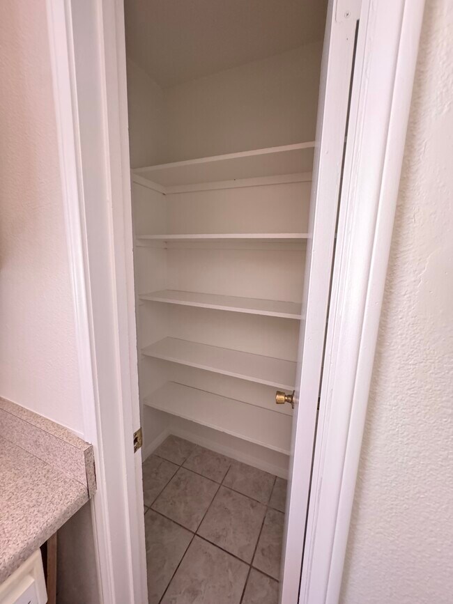 626 Ammunition Rd unit 32, Fallbrook, CA 92028 - photo 6