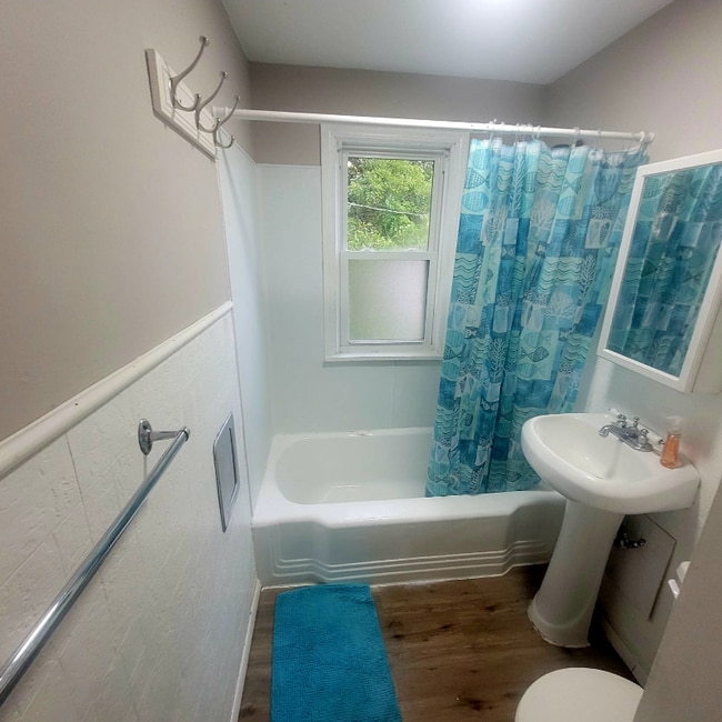 5713 South Blvd, Maple Heights, OH 44137 - photo 4