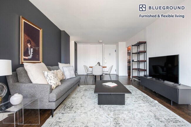 200 E 82nd St unit FL16-ID502, New York, NY 10028 - photo 3