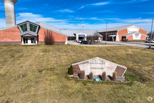 The student population of Painted Stone Elementary is 461 and the school serves K-5.