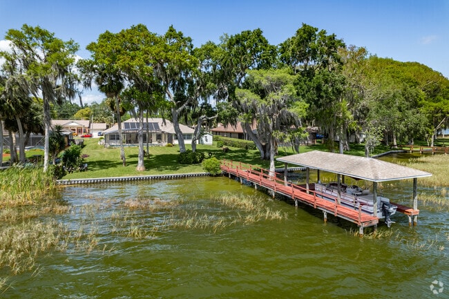 Many homes in Lisbon have attached boat docks.