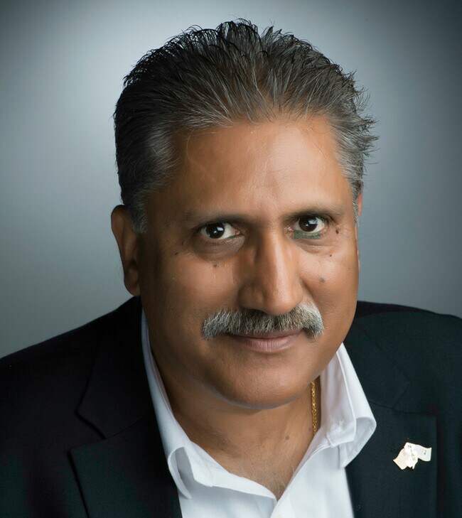 Dilip Luthra