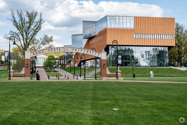 The Esplanade connects Kent State University to downtown Kent.