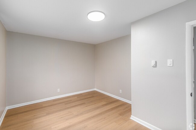 319 Columbia Ave unit 1BR, Stratford, NJ 08084 - photo 5