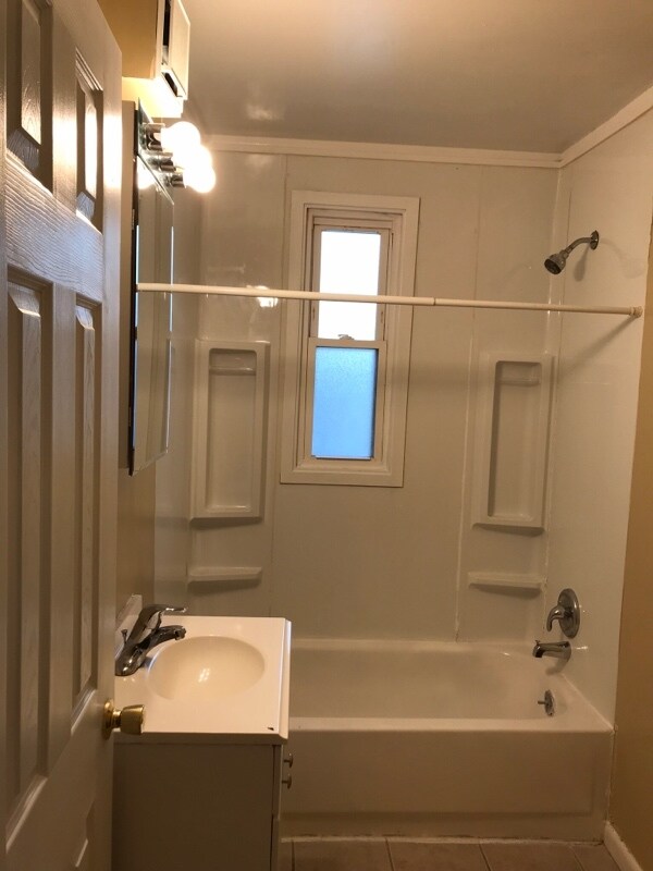 608 W Walnut St unit 2, Allentown, PA 18101 - photo 5