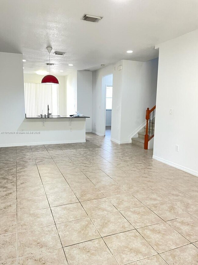 14934 SW 41st Ln, Miami, FL 33185 - photo 2