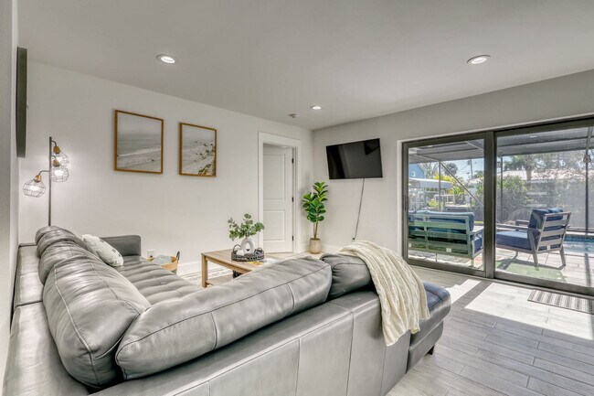 106 Playmore Dr unit ID1346491P, Venice, FL 34293 - photo 3