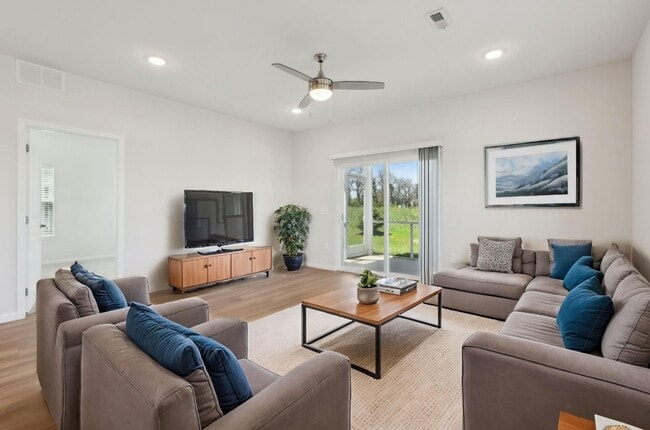 Village at Hinckley Oaks, Hinckley, OH 44233 - photo 3