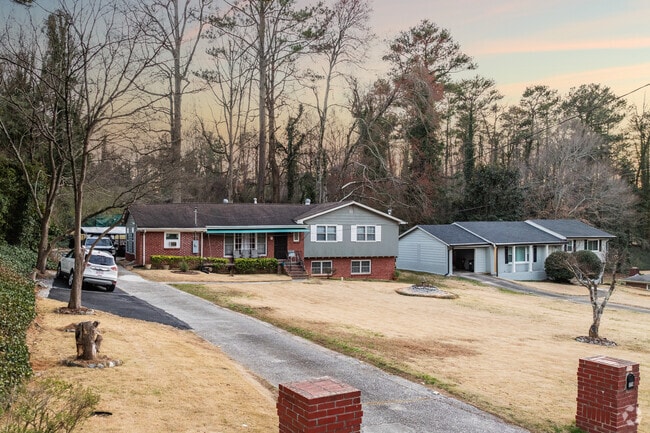 Arrowwood Drive is known for its midcentury ranch-style homes, many of which retain their original architectural charm.