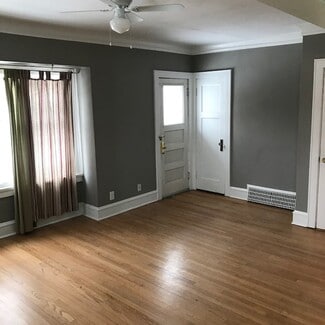 3836 N Maryland Ave Unit Upper, Shorewood, WI 53211