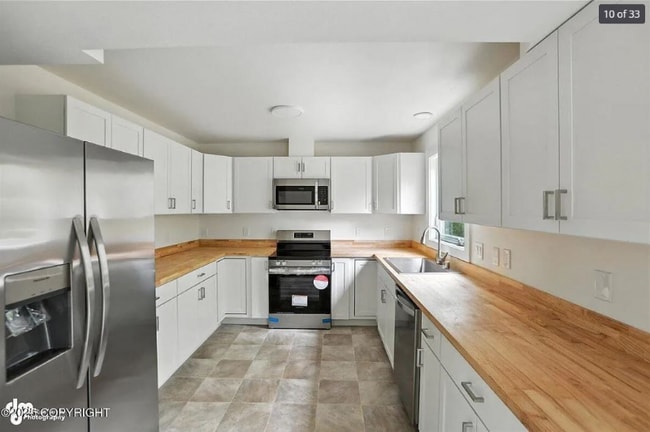 7071 Baxter Terrace Cir, Anchorage, AK 99504 - photo 3