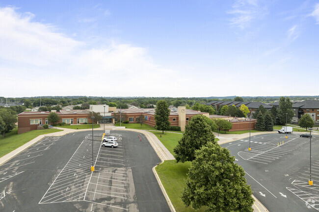 Glendale Elementary serves 554 students in grades K-5.
