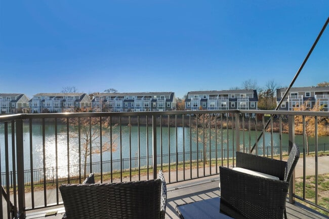 28294 Ferry Rd unit ID1366990P, Warrenville, IL 60555 - photo 7