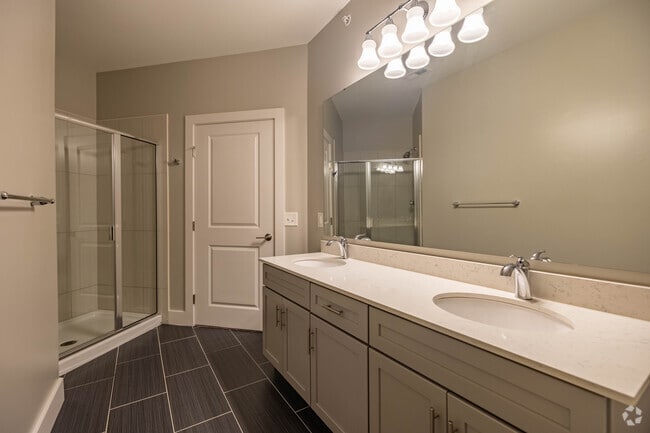 The RED, Cincinnati, OH 45227 - photo 6