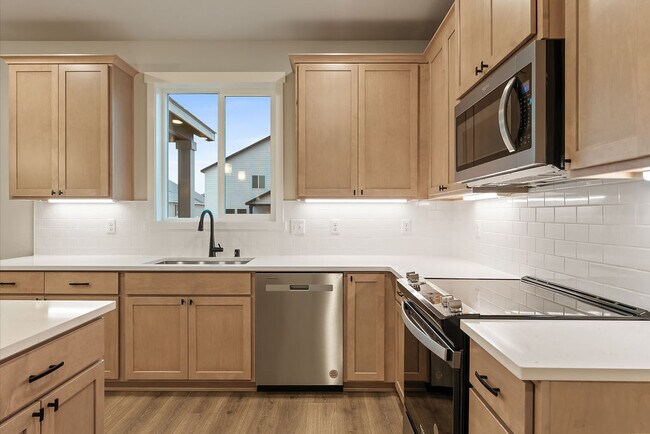 4411 W Thrush St, Moses Lake, WA 98837 - photo 7