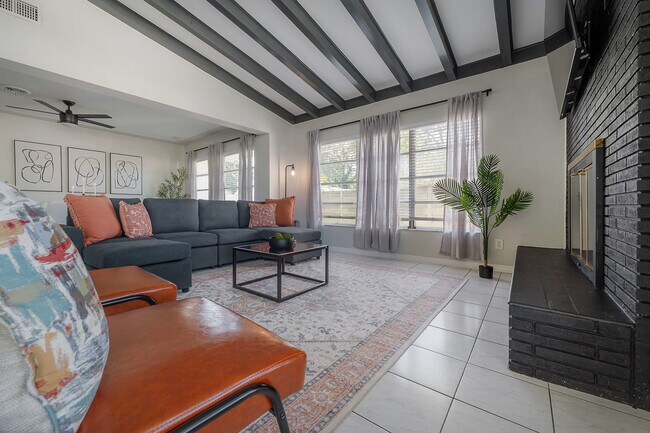 4301 N Albany Ave unit ID1053147P, Tampa, FL 33607 - photo 3