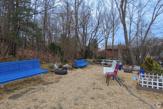 Epstein Hillel School in Marblehead has a student teacher ratio of 3 to 1.