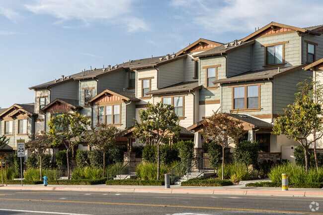 Whittier’s contemporary townhouses combine style with low-maintenance living.