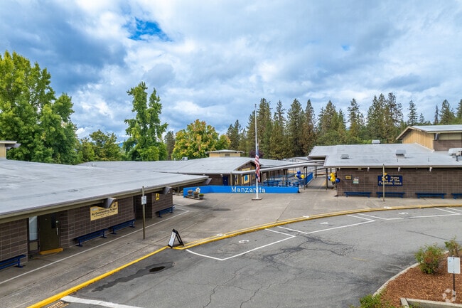 Manzanita Elementary School serves students from K- 5th grade in Grants Pass, OR.