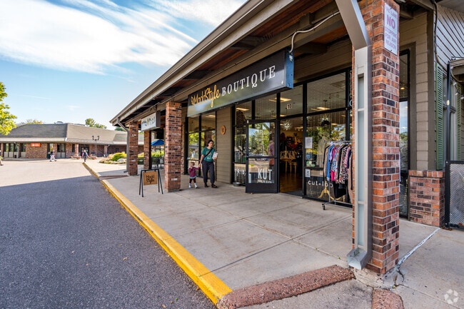 Mission Hills residents can shop for stylish clothing at Madd Style Boutique.