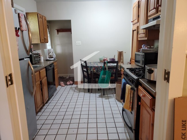 42 Claymoss Rd unit 2, Brighton, MA 02135 - photo 6