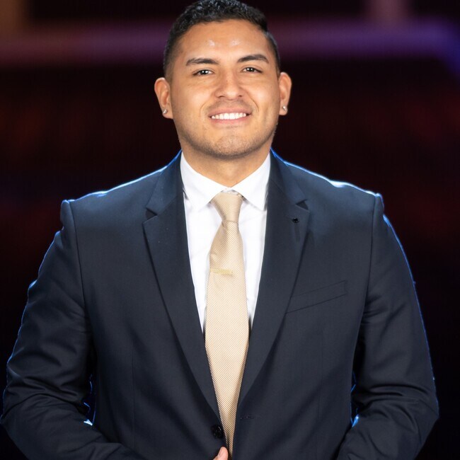 Agent Photo