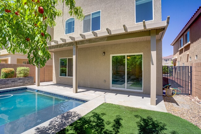 9784 Kodiak Island Ct unit 1 BD, Las Vegas, NV 89141 - photo 4