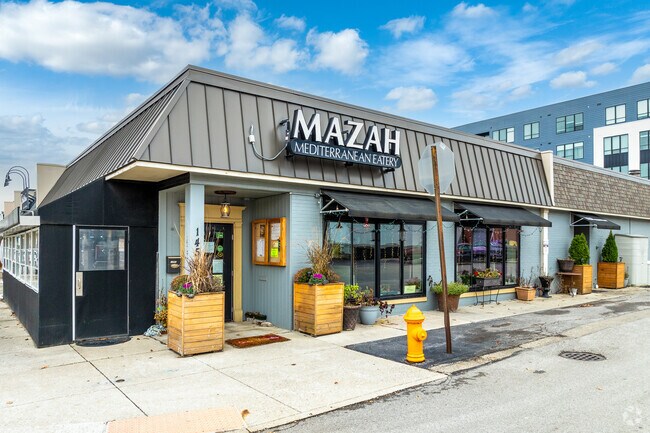 Mazah Mediterranean Eatery is a family-run spot on Grandview Avenue.