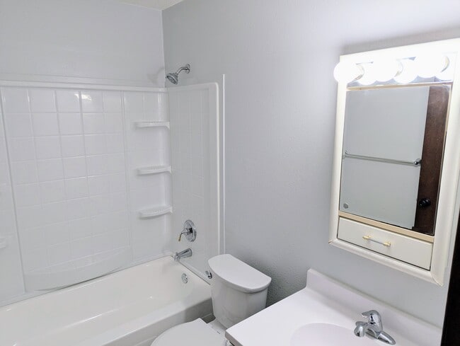 182 3rd Ave, Marion, IA 52302 - photo 7