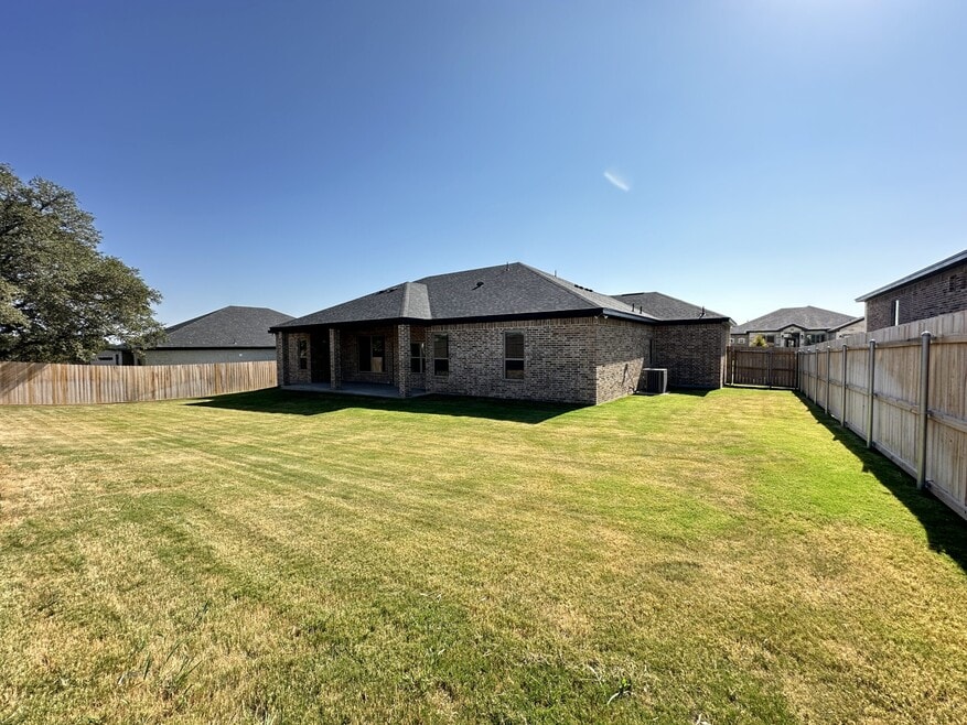4200 Allison Dr unit 37804092, Belton, TX 76513 - photo 1