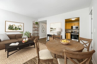 902-912 N Market St, Wilmington, DE 19801