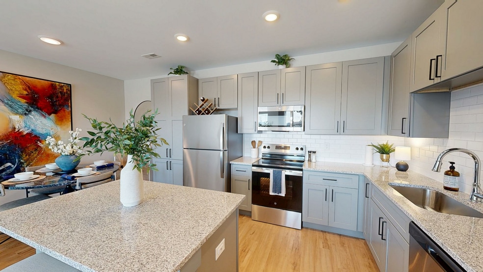 Remington Lake Apartments