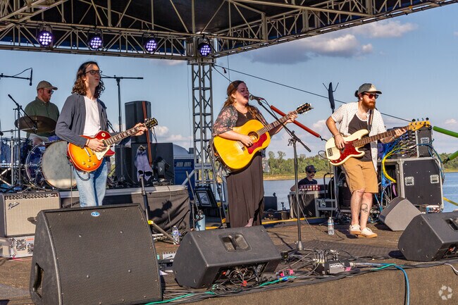 BBQ on the River has a live music stage for visitors to enjoy.