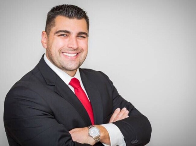 Agent Photo