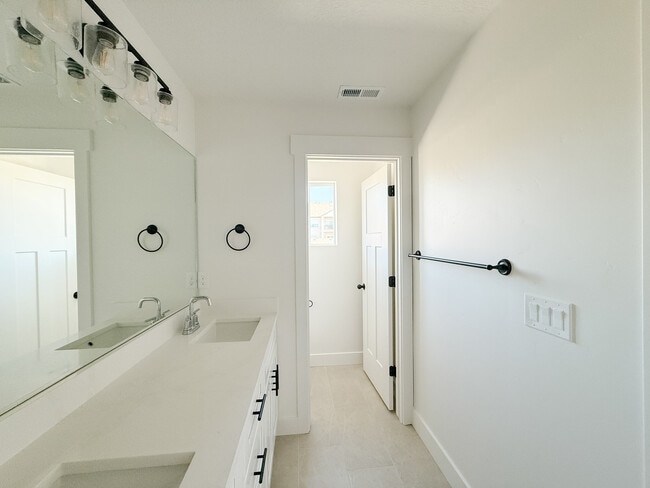 1861 N 70 W, Tooele, UT 84074 - photo 5