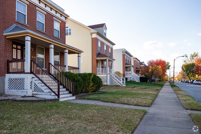 Homes in The Gate are mostly older, but recently renovated and well maintained.