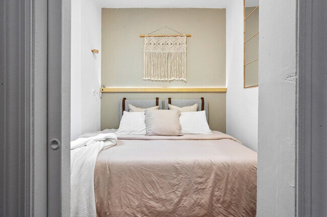 400 W 47th St unit ID1323962P, New York, NY 10036 - photo 6