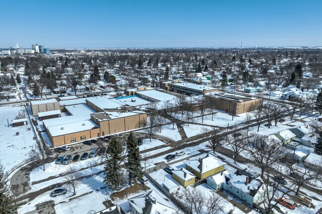 Valley Middle School serves kids in grades 6 through 8.