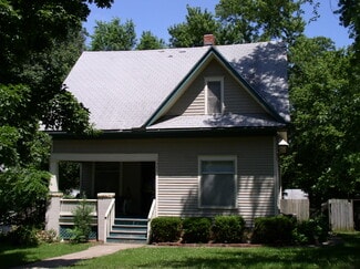 942 Missouri St, Lawrence, KS 66044