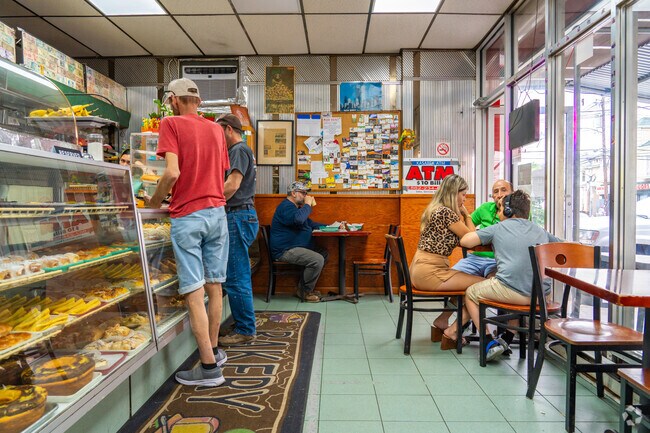 North Avenue Bakery is a convenient spot for North End residents to pick up fresh baked goods.